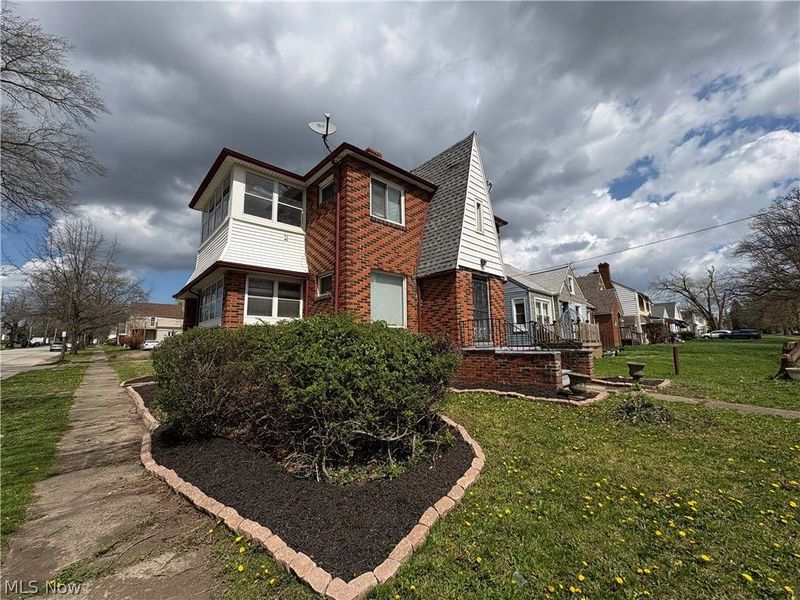 15501 Judson Drive, Cleveland, OH 44128 Photo 4