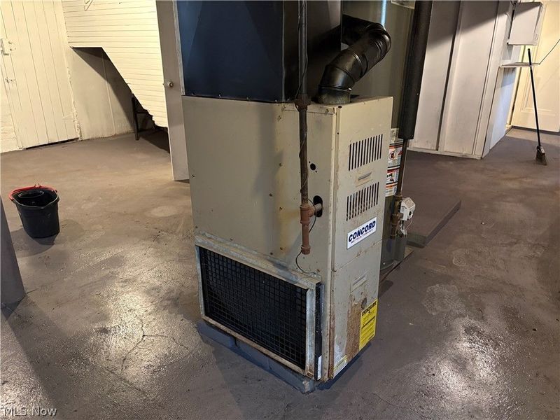 15501 Judson Drive, Cleveland, OH 44128 Photo 48