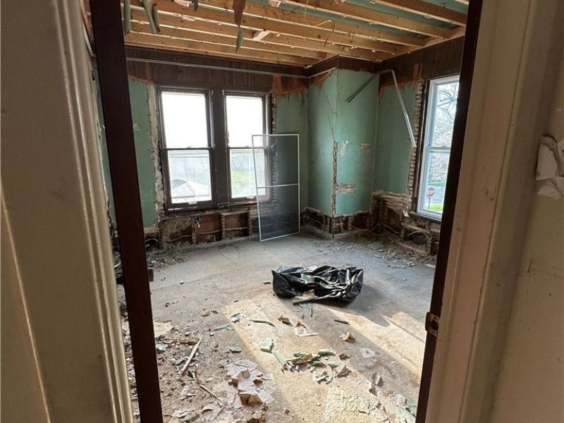 1821 E 93rd Street , Cleveland, OH 44106 Photo 12