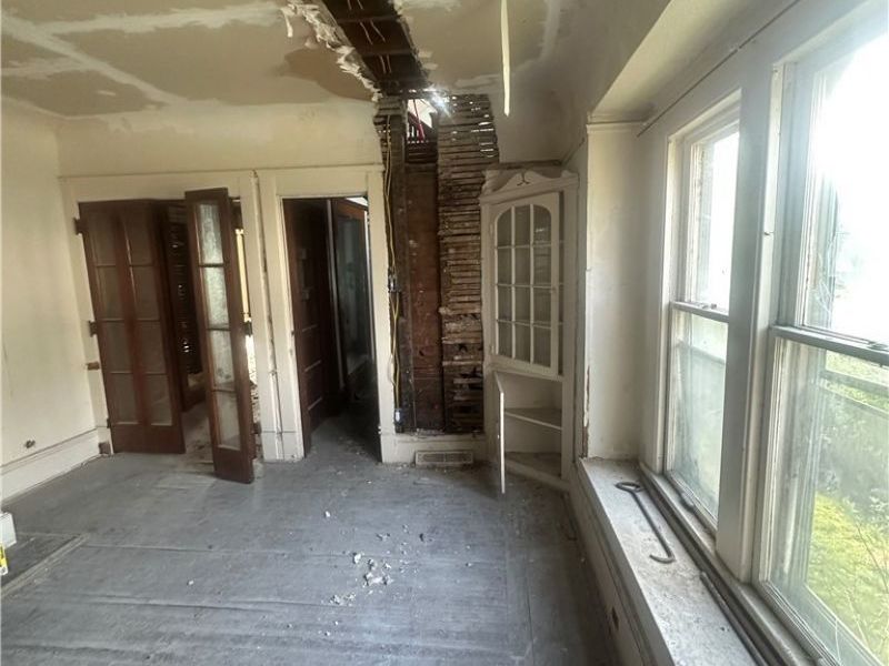 1821 E 93rd Street , Cleveland, OH 44106 Photo 8