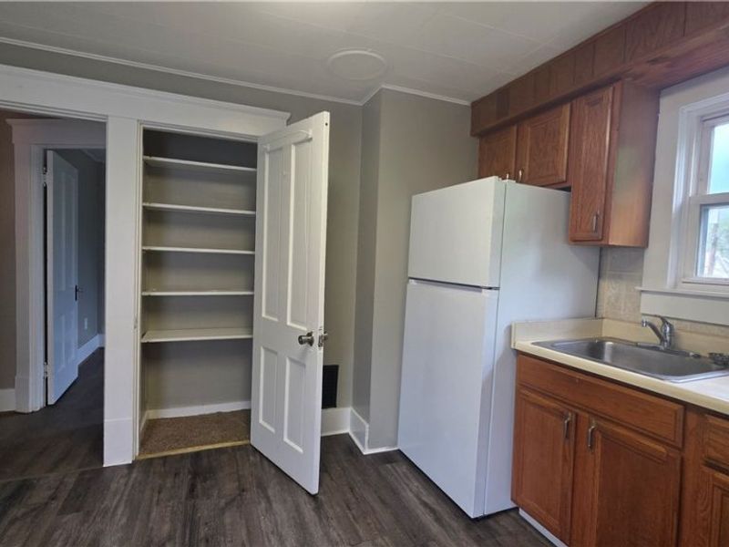 1103 High Street NE, Warren, OH 44483 Photo 8