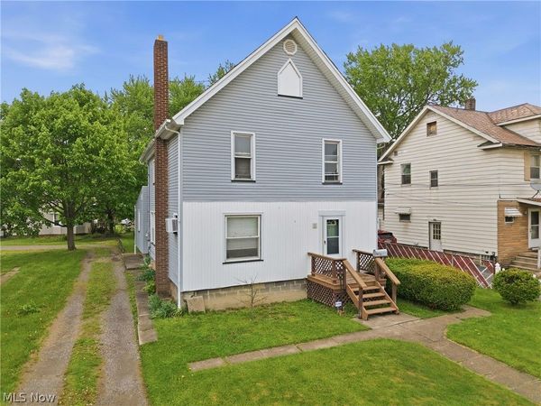1113 High Street NE, Warren, OH 44483