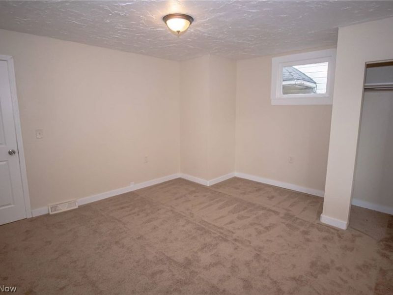 3314 W 32nd Street, Cleveland, OH 44109 Photo 12