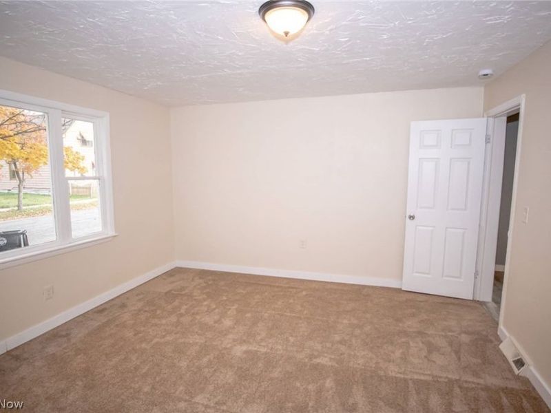 3314 W 32nd Street, Cleveland, OH 44109 Photo 14