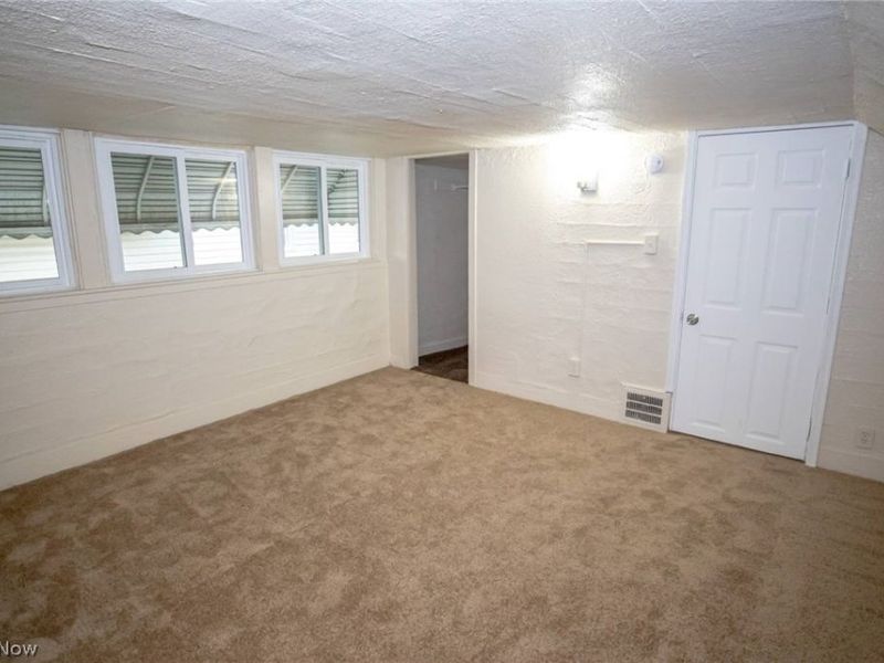 3314 W 32nd Street, Cleveland, OH 44109 Photo 20