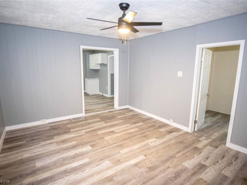 3314 W 32nd Street, Cleveland, OH 44109 Photo 30