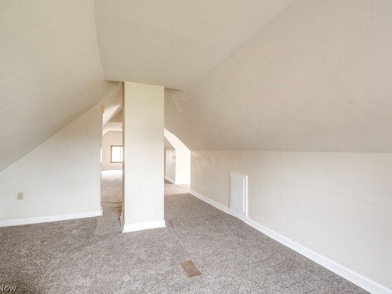 9609 Pierpont Avenue, Cleveland, OH 44108 Photo 16