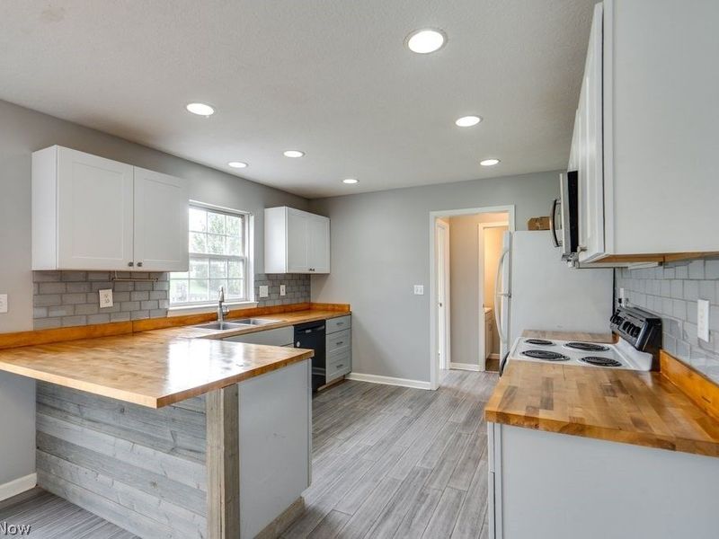 3371 Sleepy Hollow Road , Brunswick, OH 44212 Photo 9