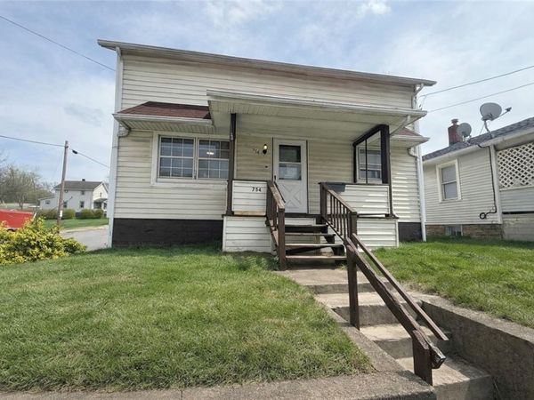 754 N Sharpsville , Sharon, PA 16146