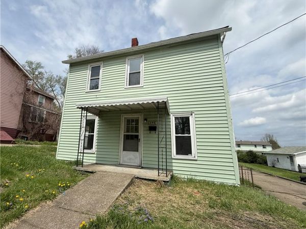 358 Russell St , Sharon, PA 16146