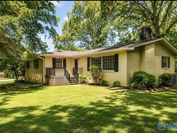 409 Sobotka Street SW, Hartselle, AL 35640