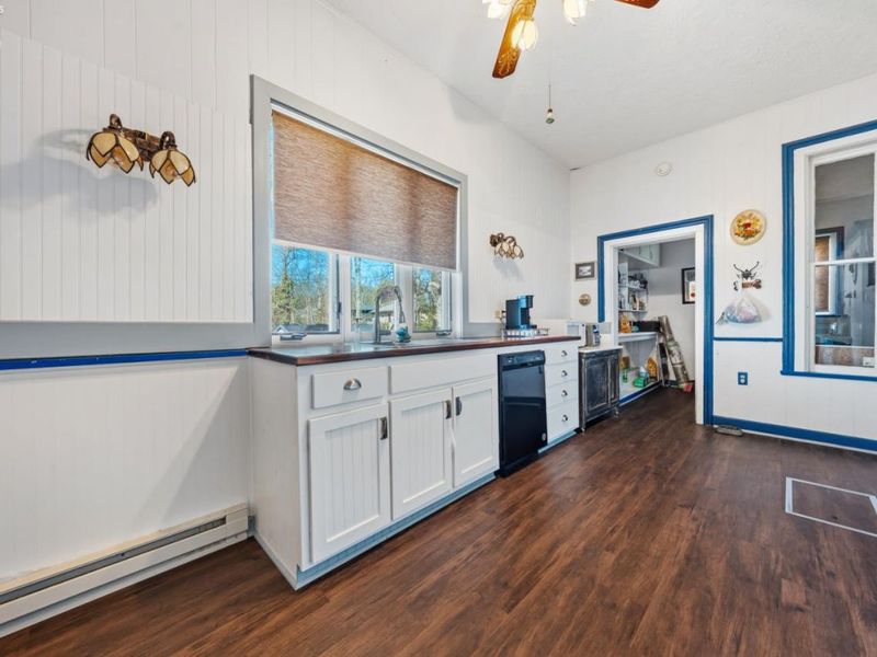 1860 S Shore Drive, Middle Bass Island, OH 43446 Photo 13