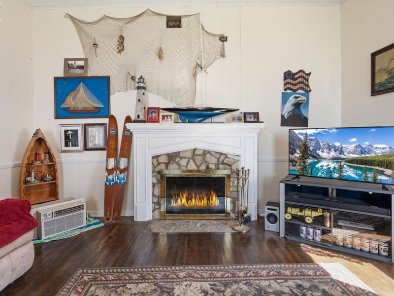 1860 S Shore Drive, Middle Bass Island, OH 43446 Photo 5