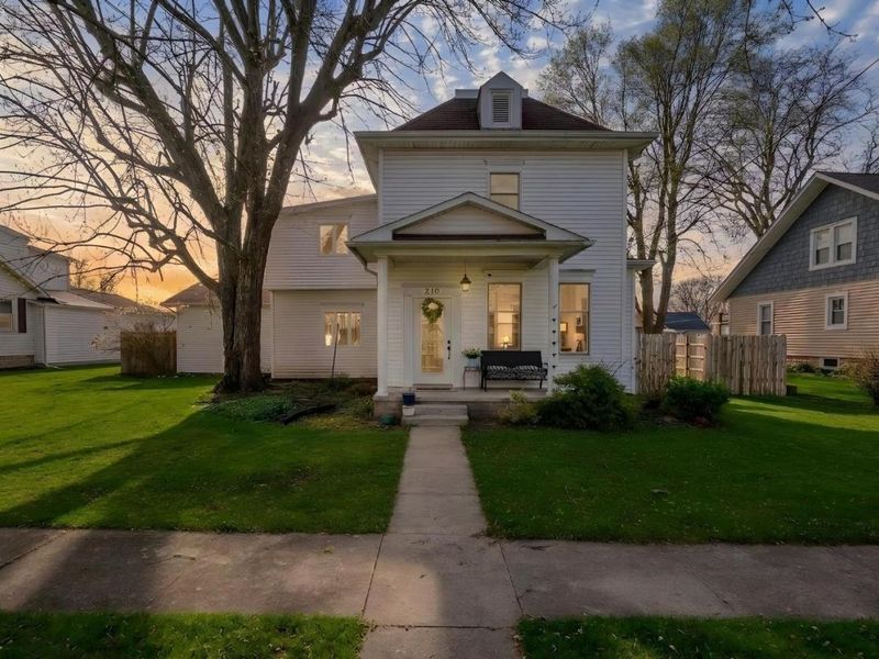 210 Walnut Street, Lindsey, OH 43442 Photo 2