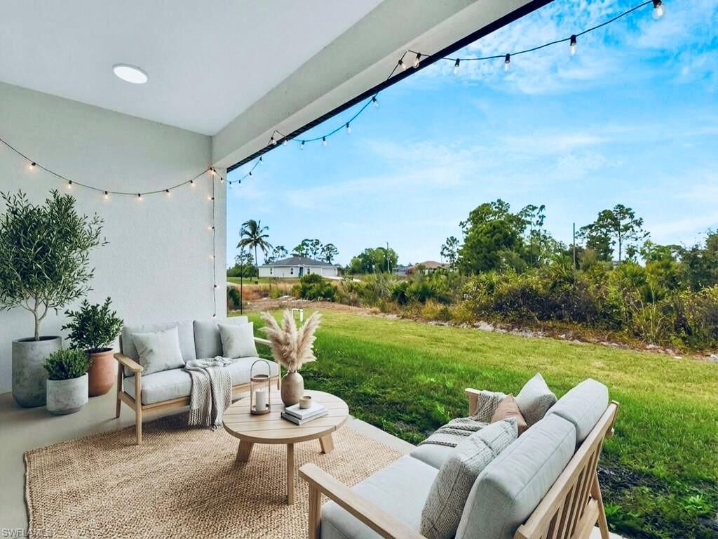 637 Cardinal St E, Lehigh Acres, FL 33974 Photo