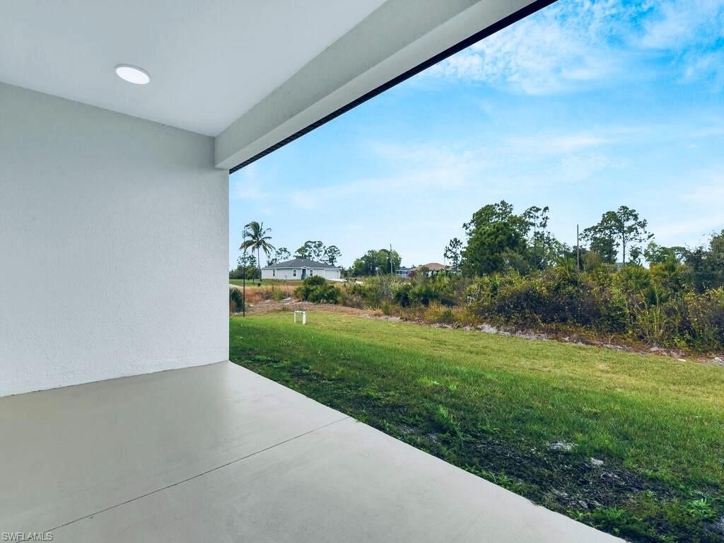 637 Cardinal St E, Lehigh Acres, FL 33974 Photo