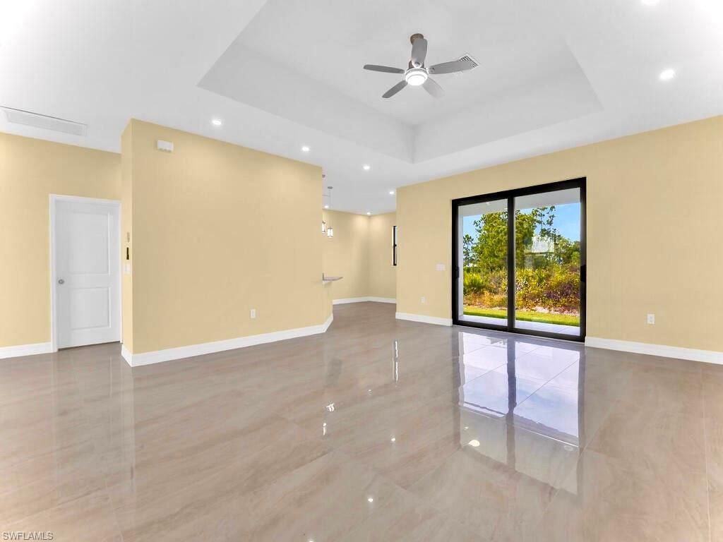 637 Cardinal St E, Lehigh Acres, FL 33974 Photo