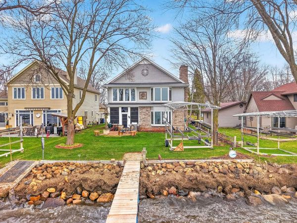 3129 Sunnyside STREET, Stoughton, WI 53589