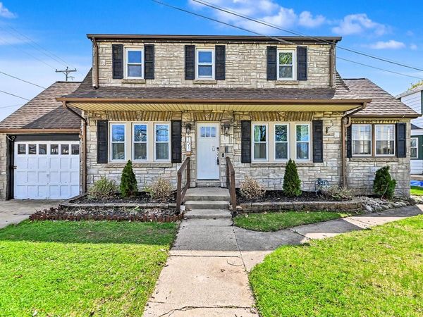 151 W Waterford AVENUE, Milwaukee, WI 53207