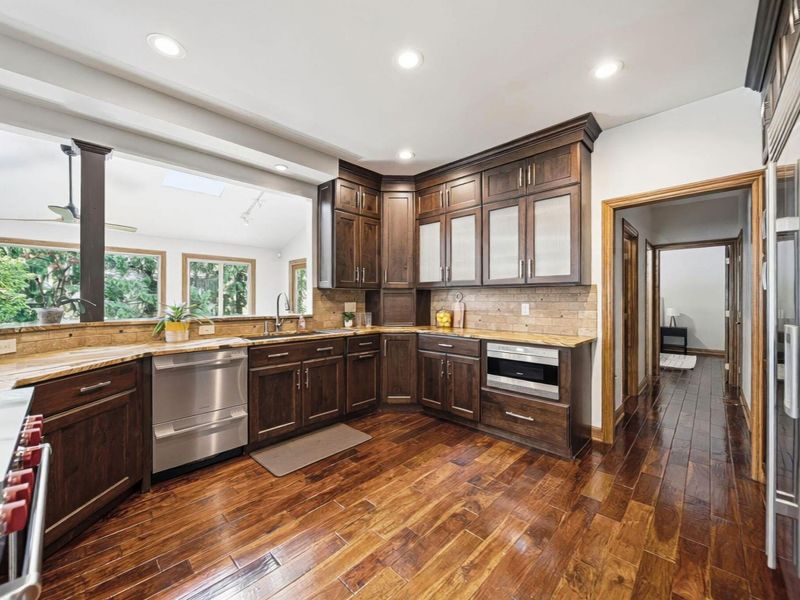 659 Crossing Creek S, Columbus, OH 43230 Photo 26