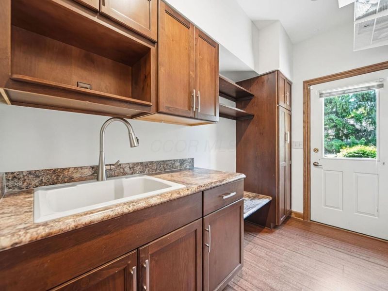 659 Crossing Creek S, Columbus, OH 43230 Photo 28