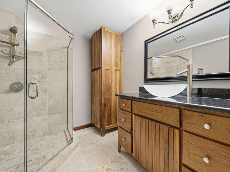 659 Crossing Creek S, Columbus, OH 43230 Photo 72