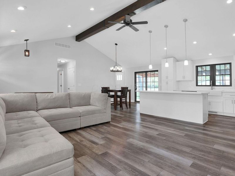 138 Jackson Boulevard, Plain City, OH 43064 Photo 4