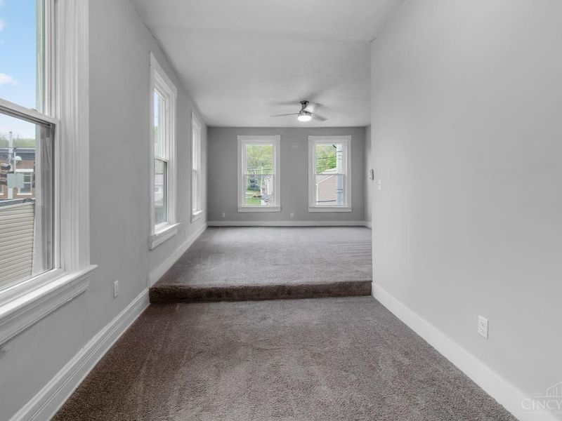 4534 Kirby Avenue, Cincinnati, OH 45223 Photo 12