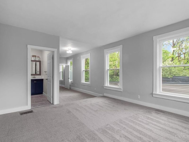 4534 Kirby Avenue, Cincinnati, OH 45223 Photo 14