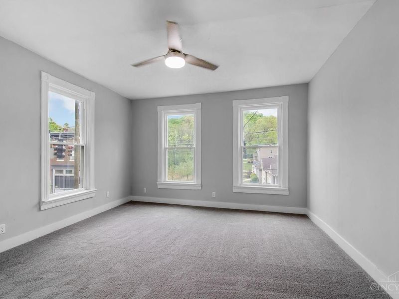 4534 Kirby Avenue, Cincinnati, OH 45223 Photo 15