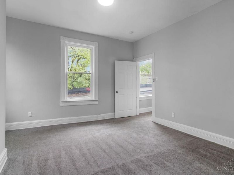 4534 Kirby Avenue, Cincinnati, OH 45223 Photo 17
