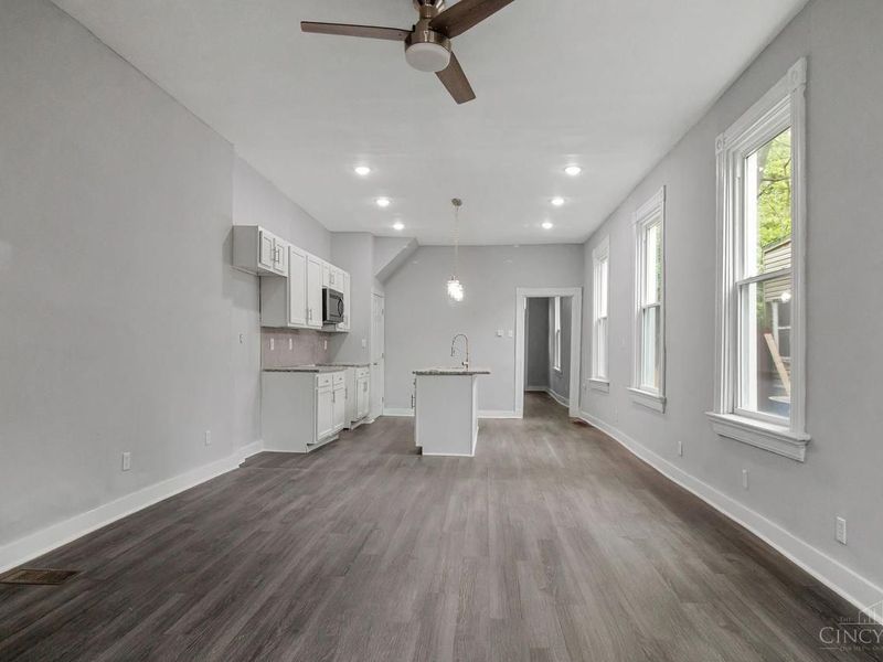 4534 Kirby Avenue, Cincinnati, OH 45223 Photo 4