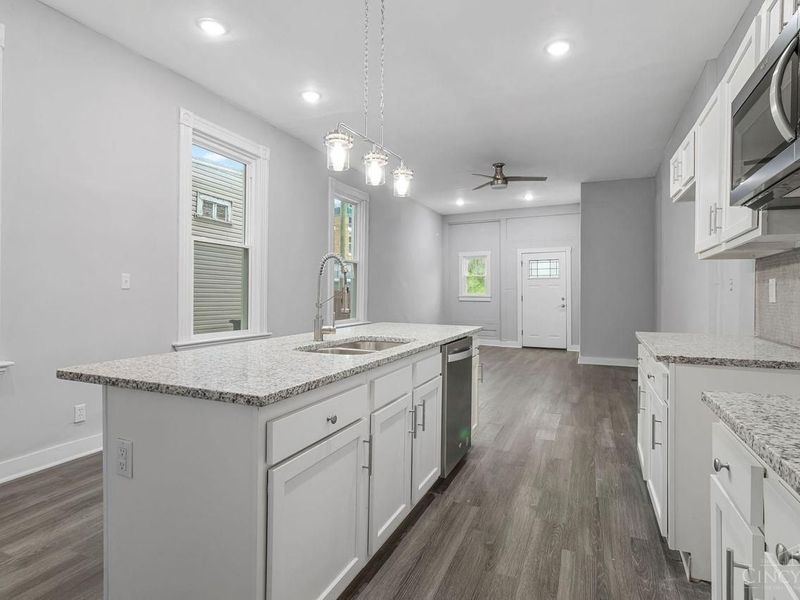 4534 Kirby Avenue, Cincinnati, OH 45223 Photo 8