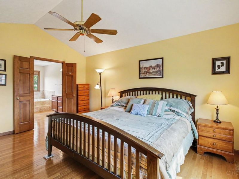 914 Cedarpark Drive, Delhi Twp, OH 45233 Photo 12