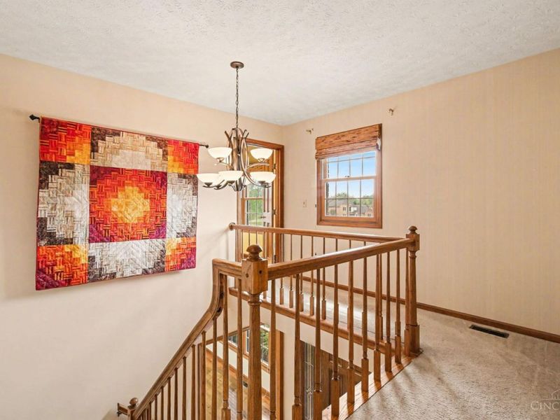 914 Cedarpark Drive, Delhi Twp, OH 45233 Photo 19