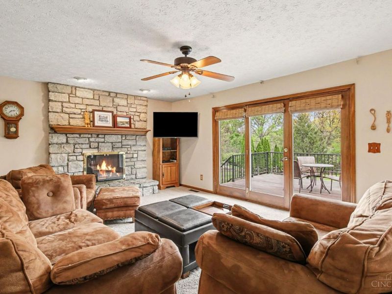 914 Cedarpark Drive, Delhi Twp, OH 45233 Photo 7