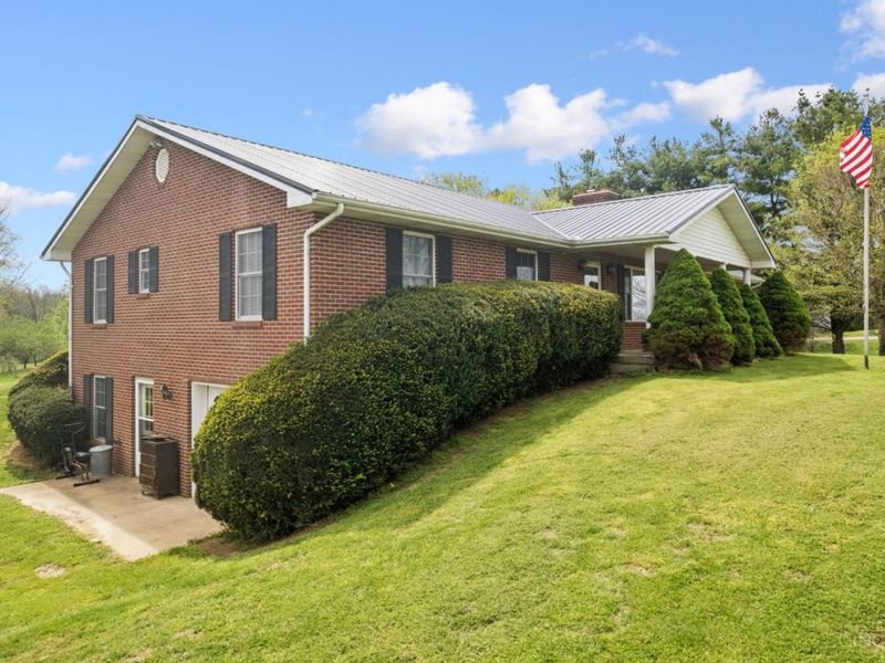 7598 Oak Grove Road, Lewis Twp, OH 45121 Photo 4