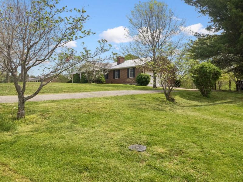 7598 Oak Grove Road, Lewis Twp, OH 45121 Photo 8