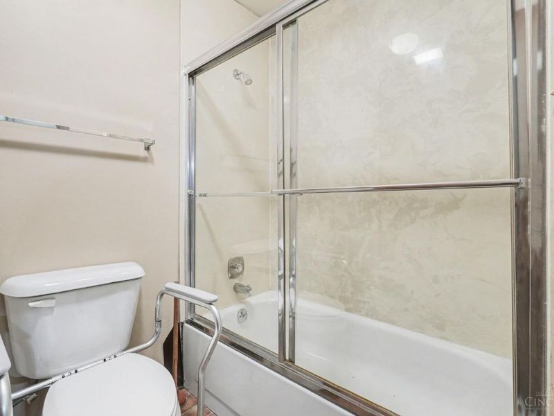 9048 Winton Road, Unit 6, Springfield Twp., OH 45231 Photo 18