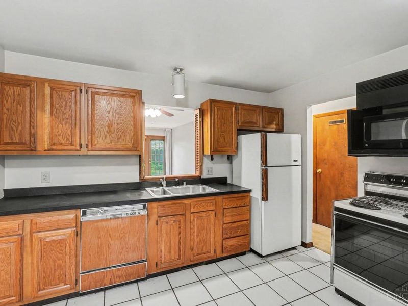 9048 Winton Road, Unit 6, Springfield Twp., OH 45231 Photo 7