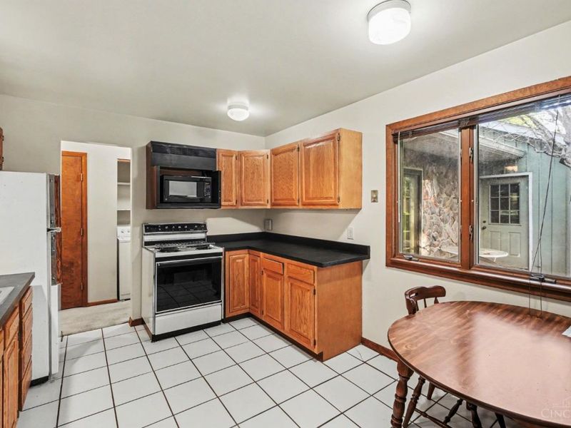 9048 Winton Road, Unit 6, Springfield Twp., OH 45231 Photo 9