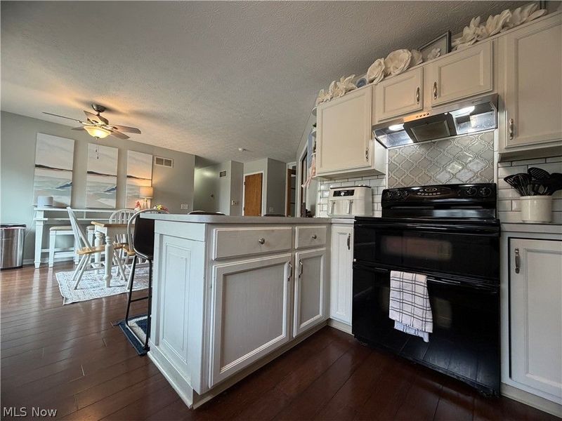 1157 Sturbridge Drive , Louisville, OH 44641 Photo 19