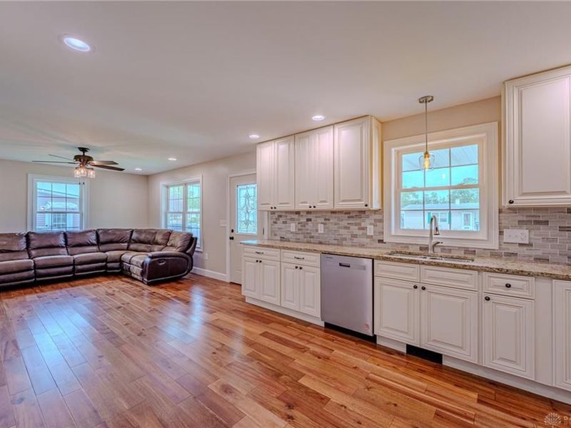 332 Galewood Drive, New Carlisle, OH 45344 Photo 12