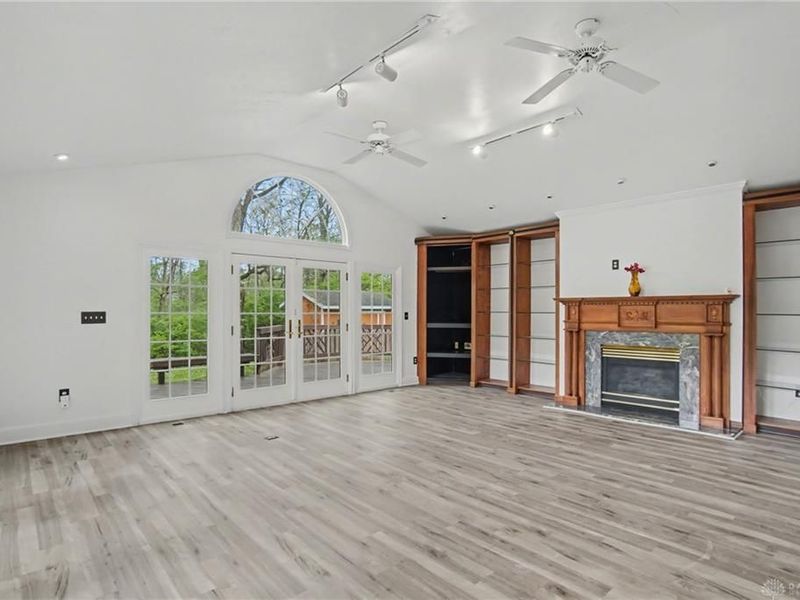 4463 Elmshaven Drive, Dayton, OH 45424 Photo 8