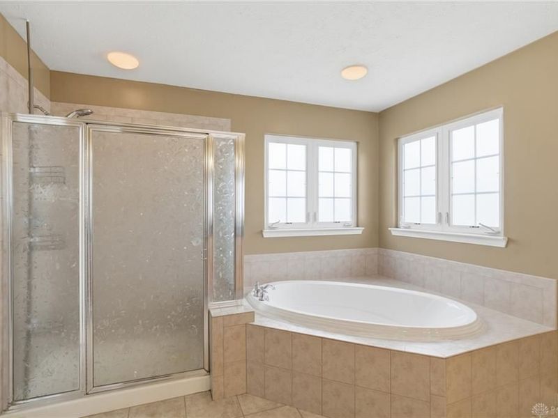 44 Ridge Wood Drive, Monroe, OH 45050 Photo 58