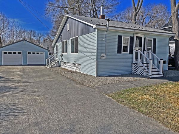 22 Lane Street , Bangor, ME 04401