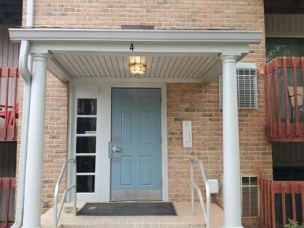 4 BANYAN WOOD COURT, Unit 304, ESSEX, MD 21221