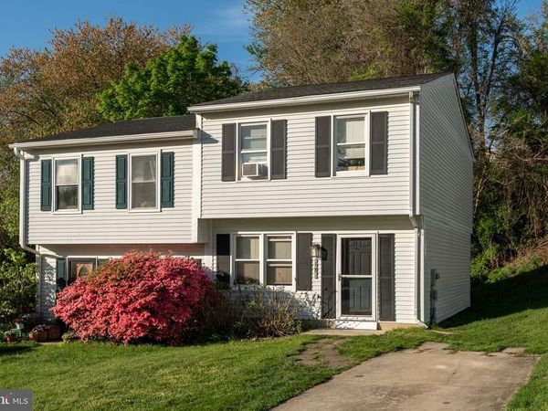 18 WENNER DRIVE, BRUNSWICK, MD 21716