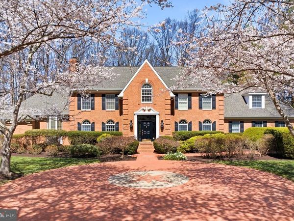 13822 LAKESIDE DRIVE, CLARKSVILLE, MD 21029