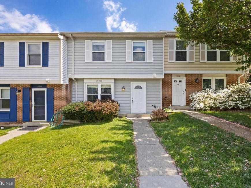 19916 Cedarbluff Drive, Germantown, MD 20876 Main Photo